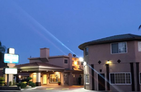  Travelodge by Wyndham Merced Yosemite  Мерсед